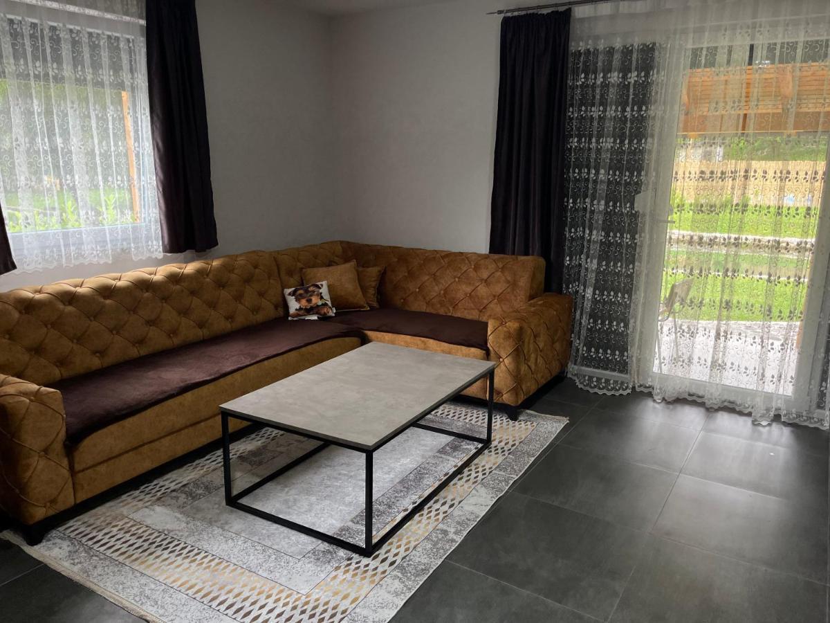 Vacation House Studenac Bihać Exterior foto